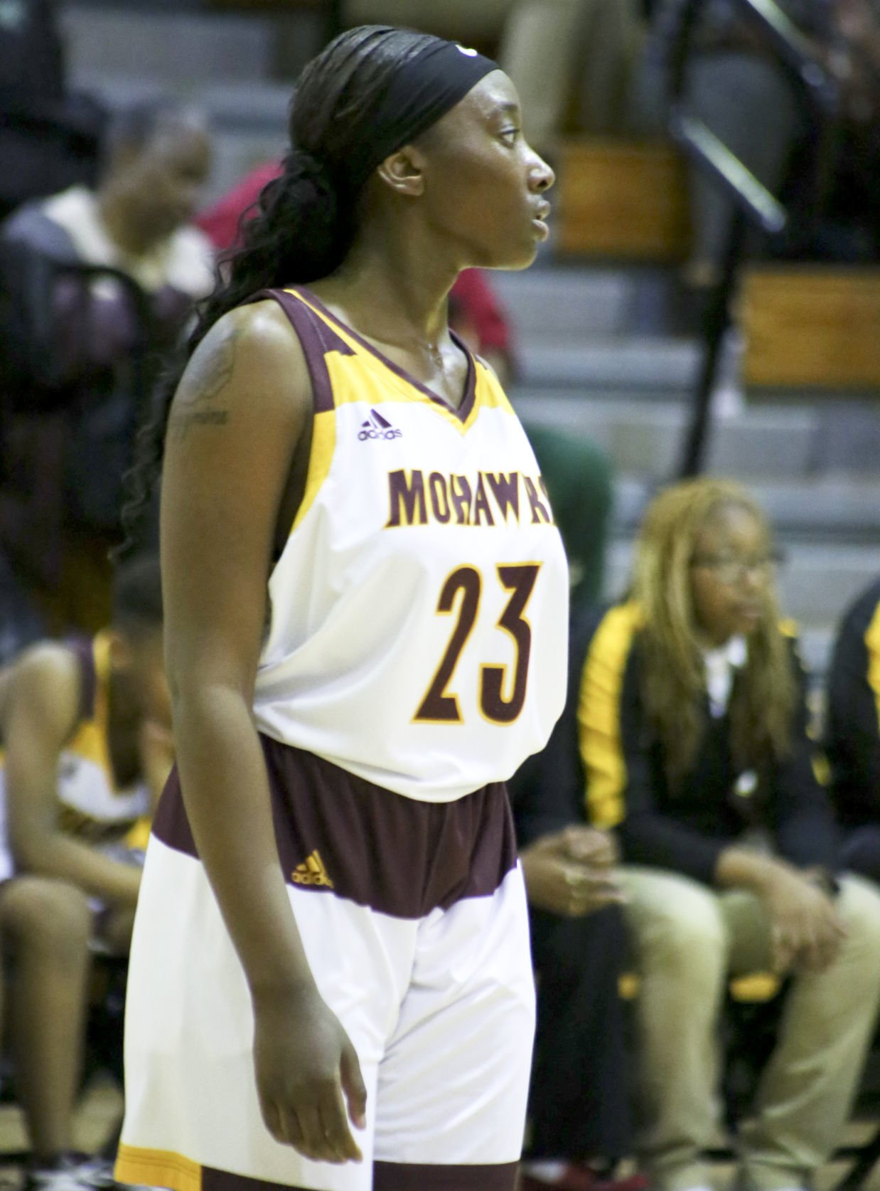 Bethune-Bowman host Lake Marion